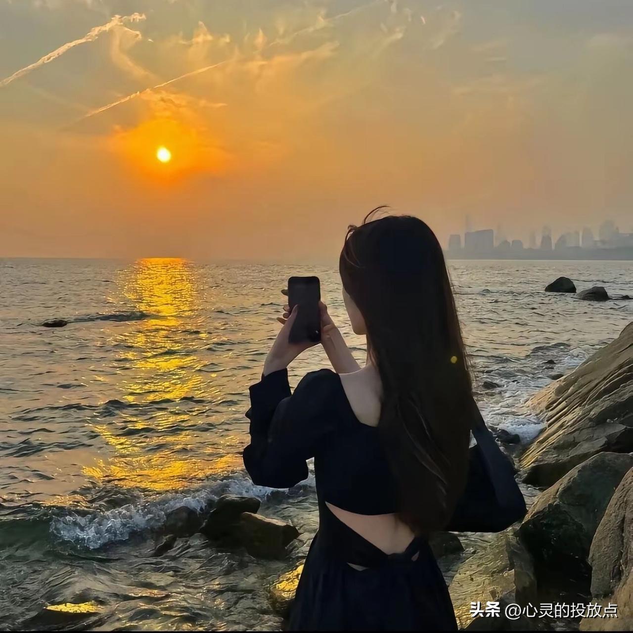 背叛过的人，不值得不再珍惜

他伤害过你一次就会有第二次，甚至第三次

你的原谅