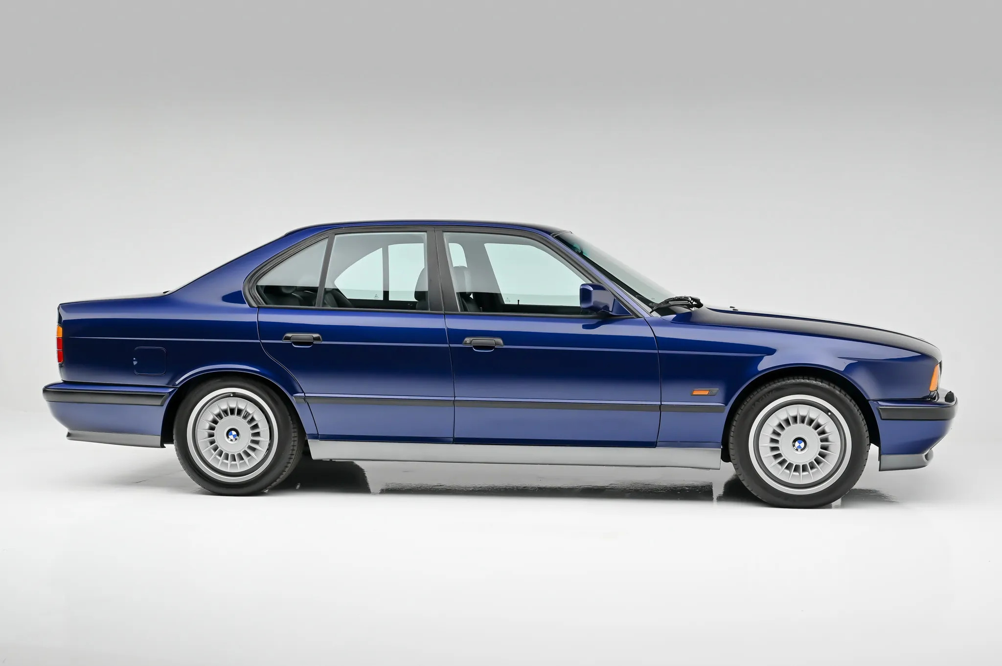 BMW M5 E34宝马 1991年的车，里程数1.1万公里，新不新？ ​​​