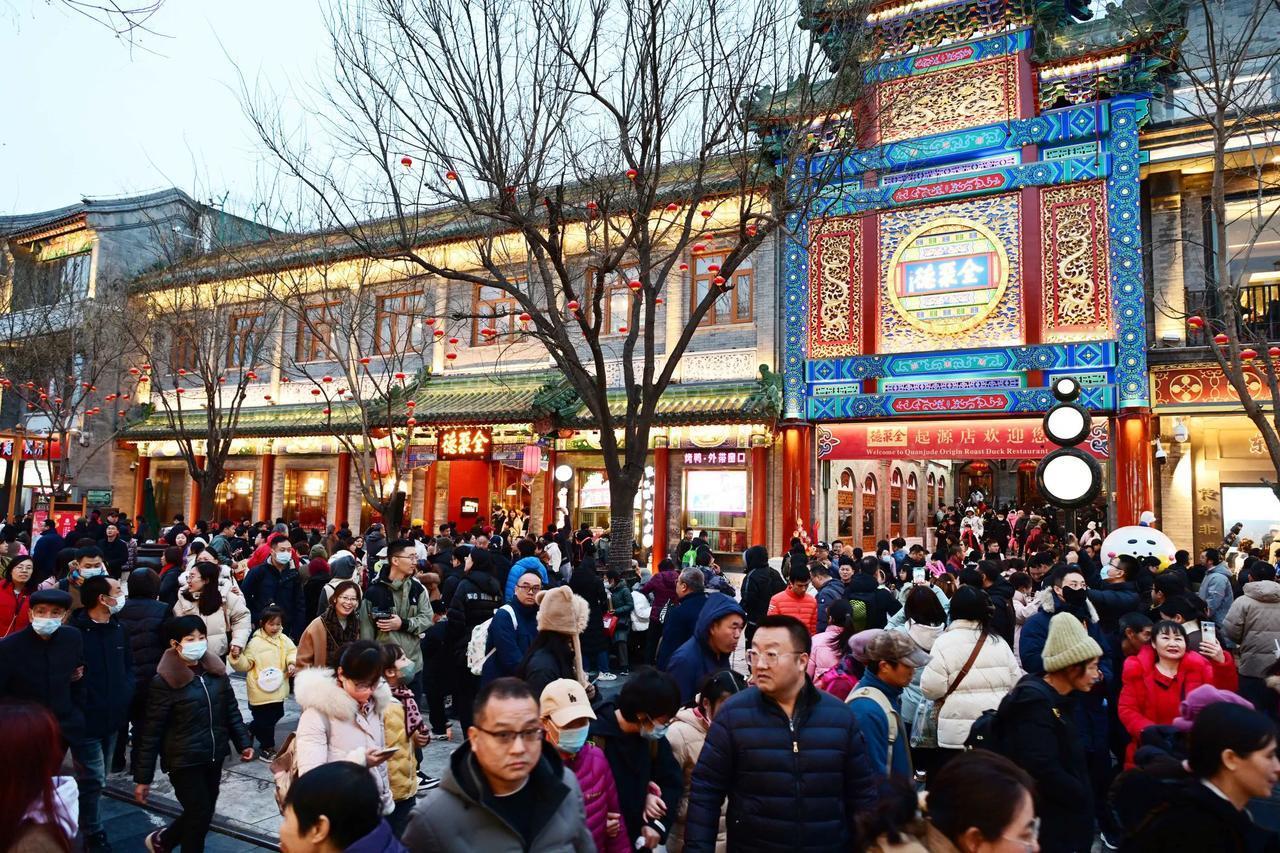 【中国有哪些百年老店】
序号 / 老店名称/ 所在地/创立时间/至今年数
1. 