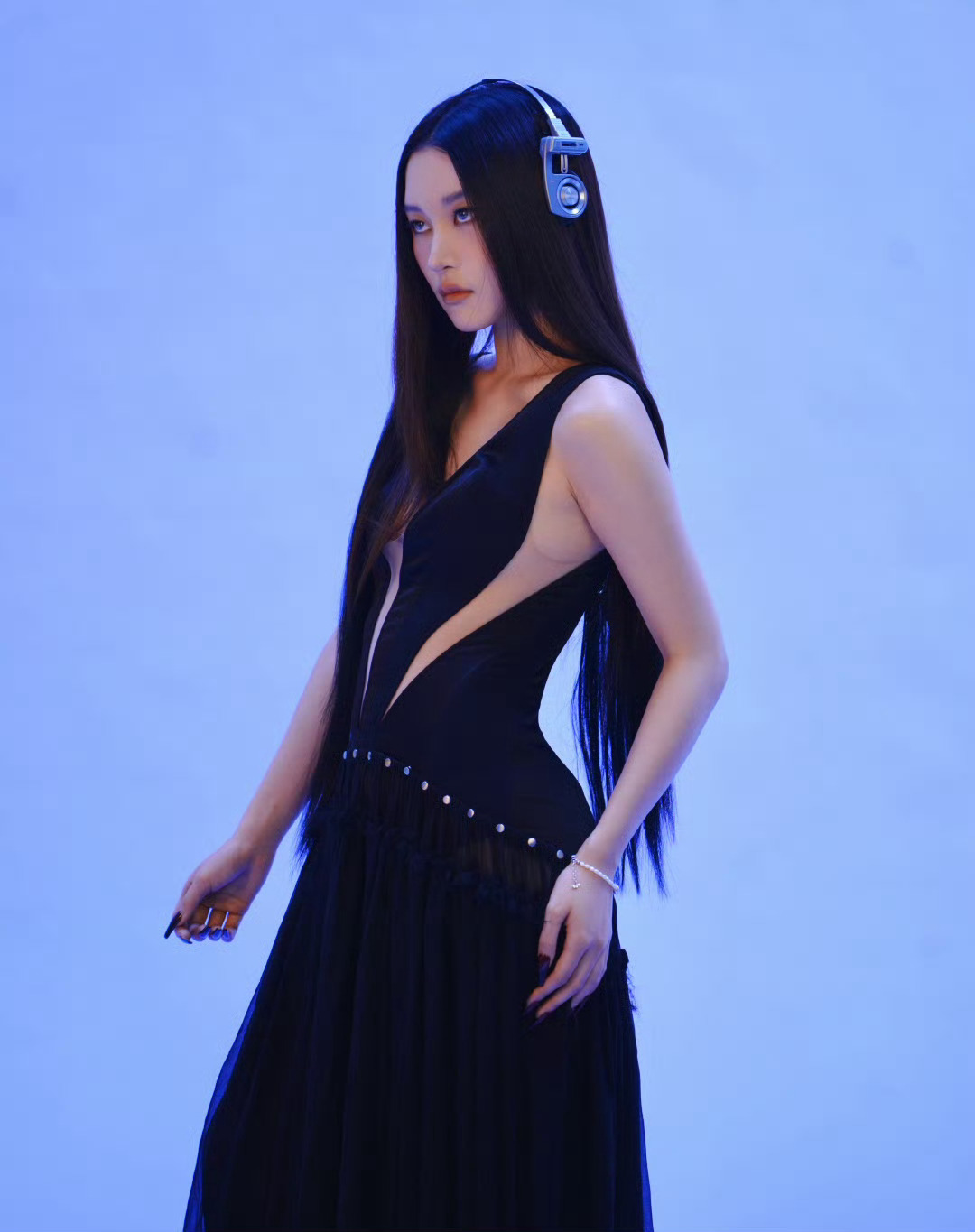 陈嫣冉V Magazine x CHLOE「V ART CLUB」首期封面花絮 