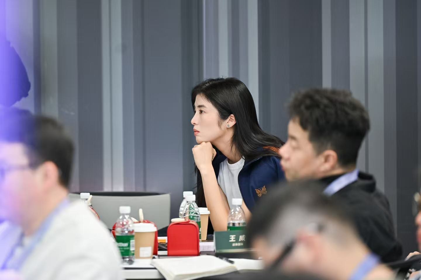 工作花絮🧩忙但很充实！想到一句话：时间花在哪里，进步就在哪里下一年再接再厉！赵