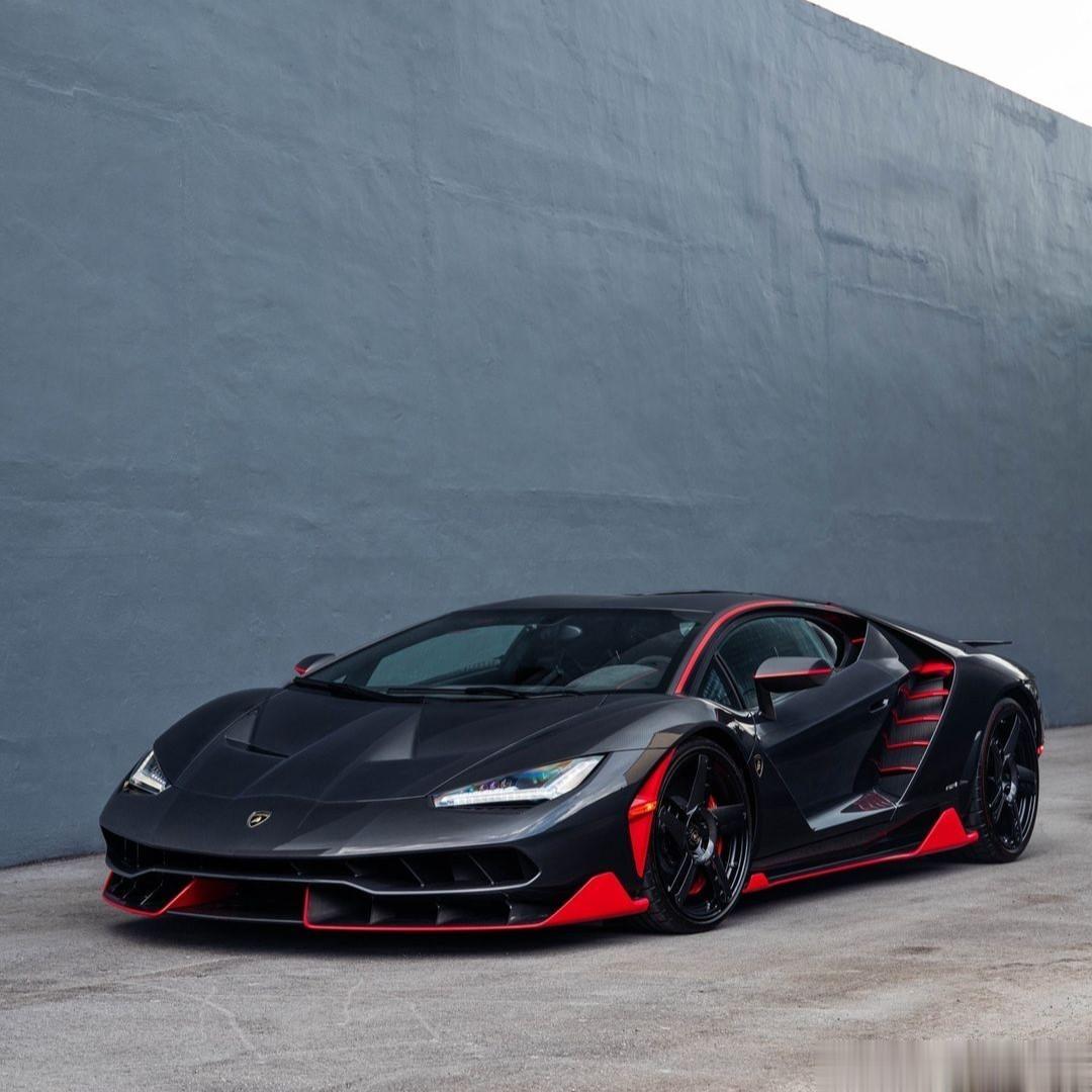 1 of 20 Lamborghini Centenario#Centenari