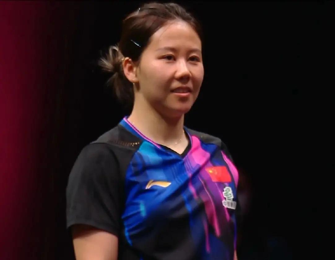 【沉寂许久的陈幸同，韧劲十足找回场子】陈博士发布性感写真照，还以为她要换赛道结婚