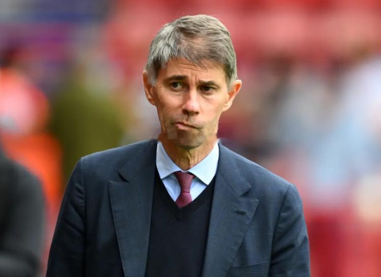 在本轮意甲罗马对阵AC米兰的比赛期间，罗马体育总监马萨拉接受媒体采访，谈到了关于