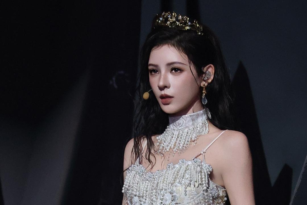 乘风破浪历代舞台，总有黑马姐姐打破既定剧本。从张含韵戏腔惊艳翻盘、孟佳复活归来强