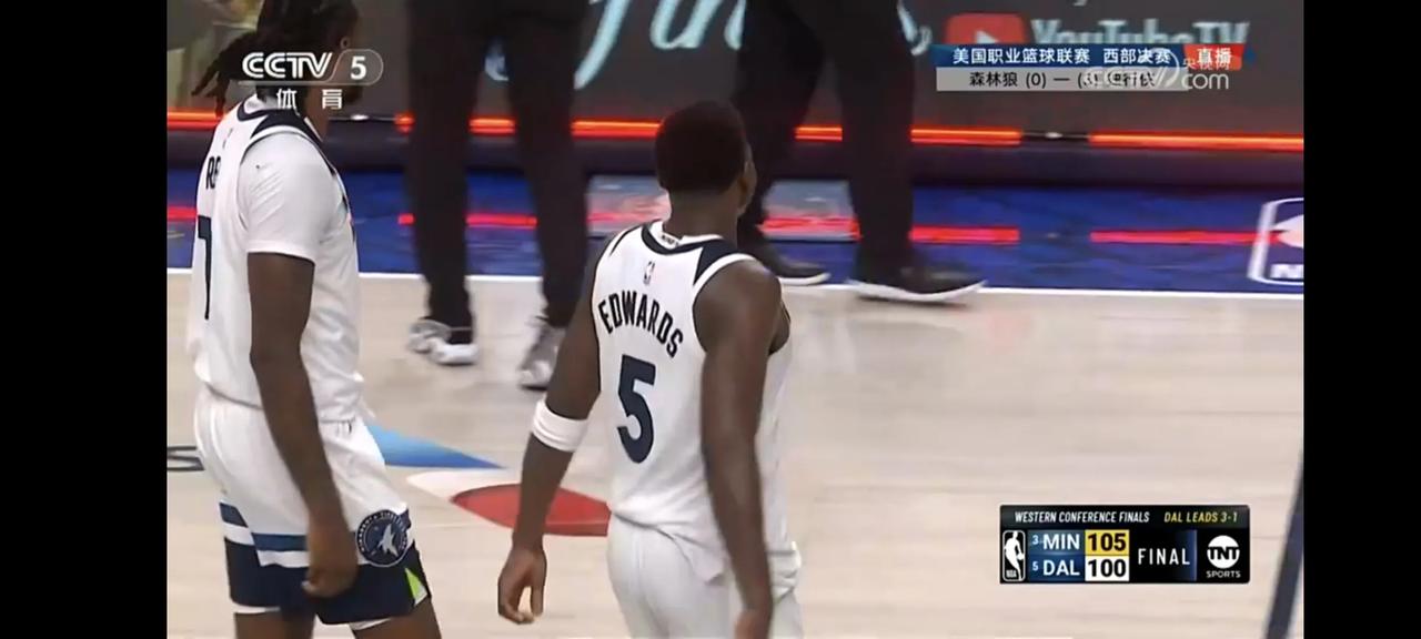 在今天的NBA西部决赛第四场，已经在悬崖边上的狼崽们发挥出色，105：100扳回