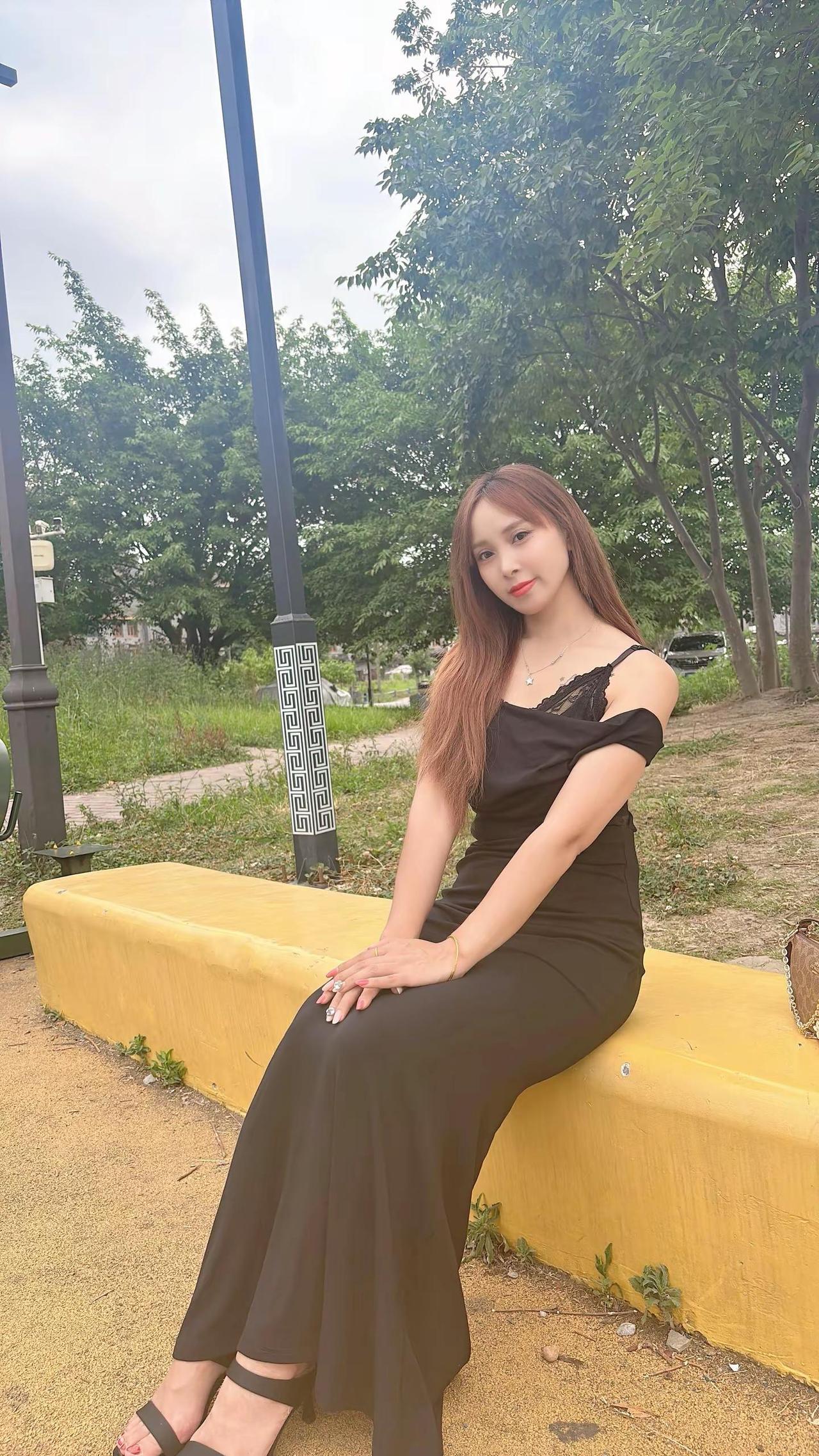 敢不敢把我娶回去？我会烧白开水……