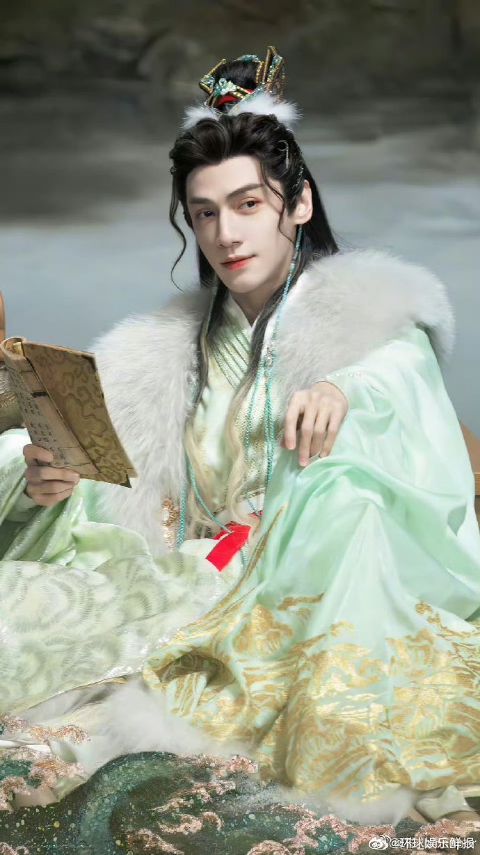 水龙吟预约破300万罗云熙水龙吟预约破300万300万预约是罗云熙给粉丝的婚书吧