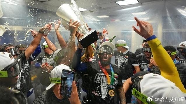 凤凰新闻【击败美国后，委内瑞拉全国放假！】当地时间3月18日，委内瑞拉临时总统德