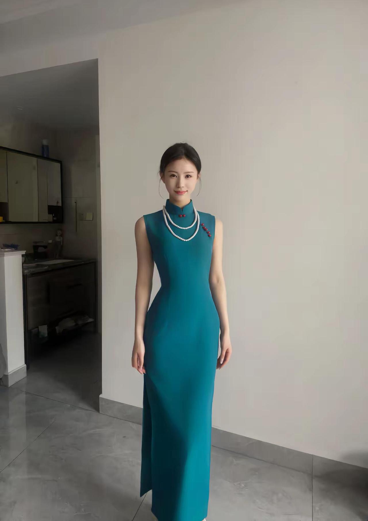 书香气。旗袍 国风古韵 东方美学 古典美