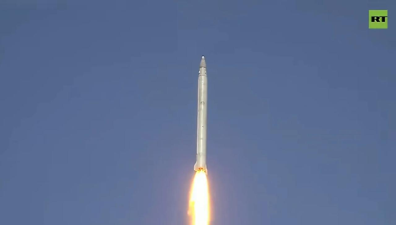 伊朗高级官员声称，昨天晚上对以色列海法巴赞炼油厂袭击使用的是“纳斯鲁拉”导弹。伊