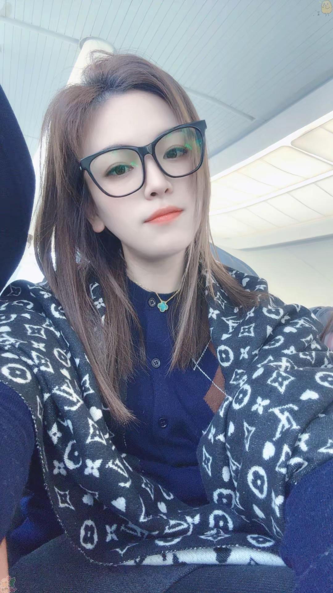 快乐是真的 体重120也是真的☹️