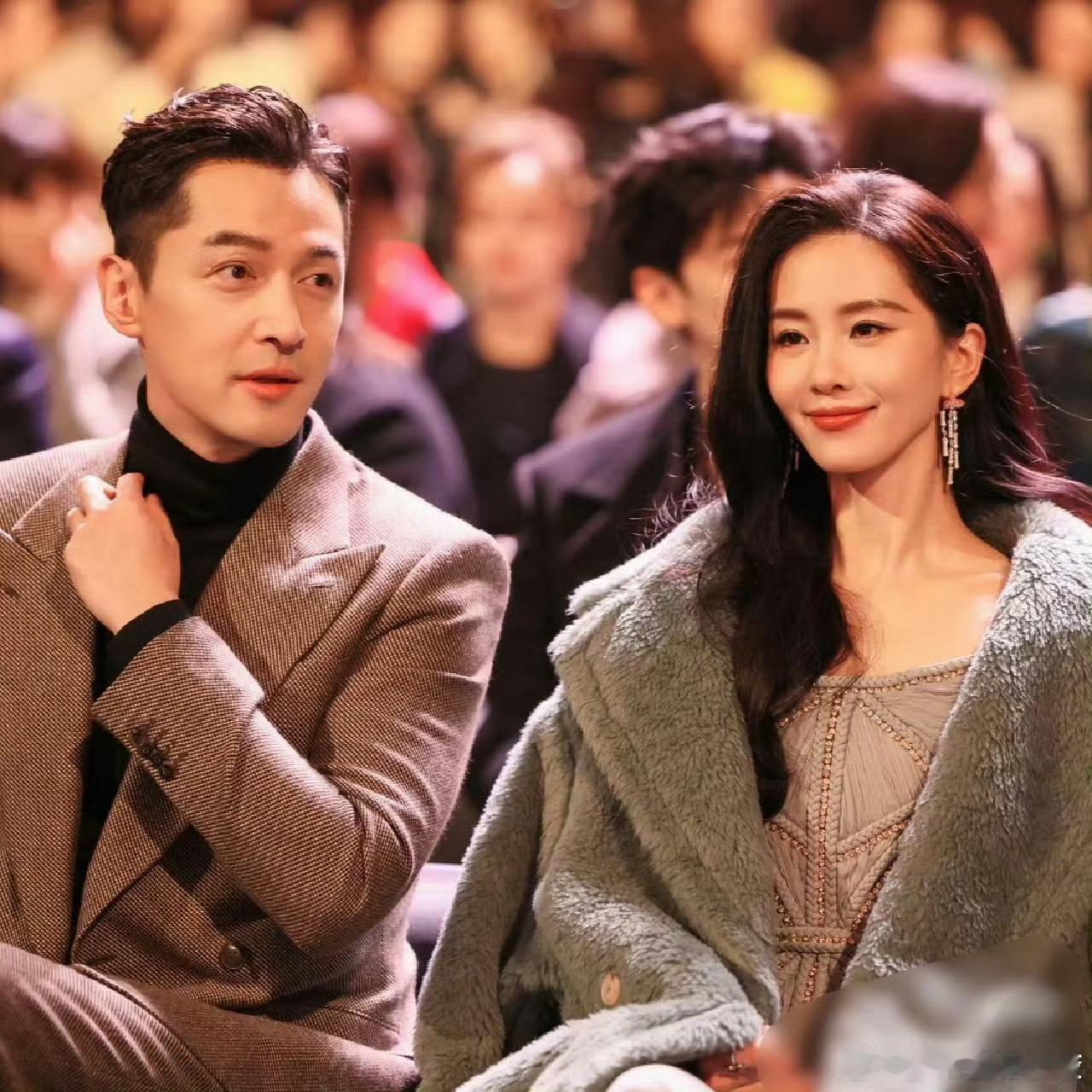 胡歌回复刘诗诗刘诗诗又又又给好朋友宣传剧啦期待刘诗诗的新剧哦～ 