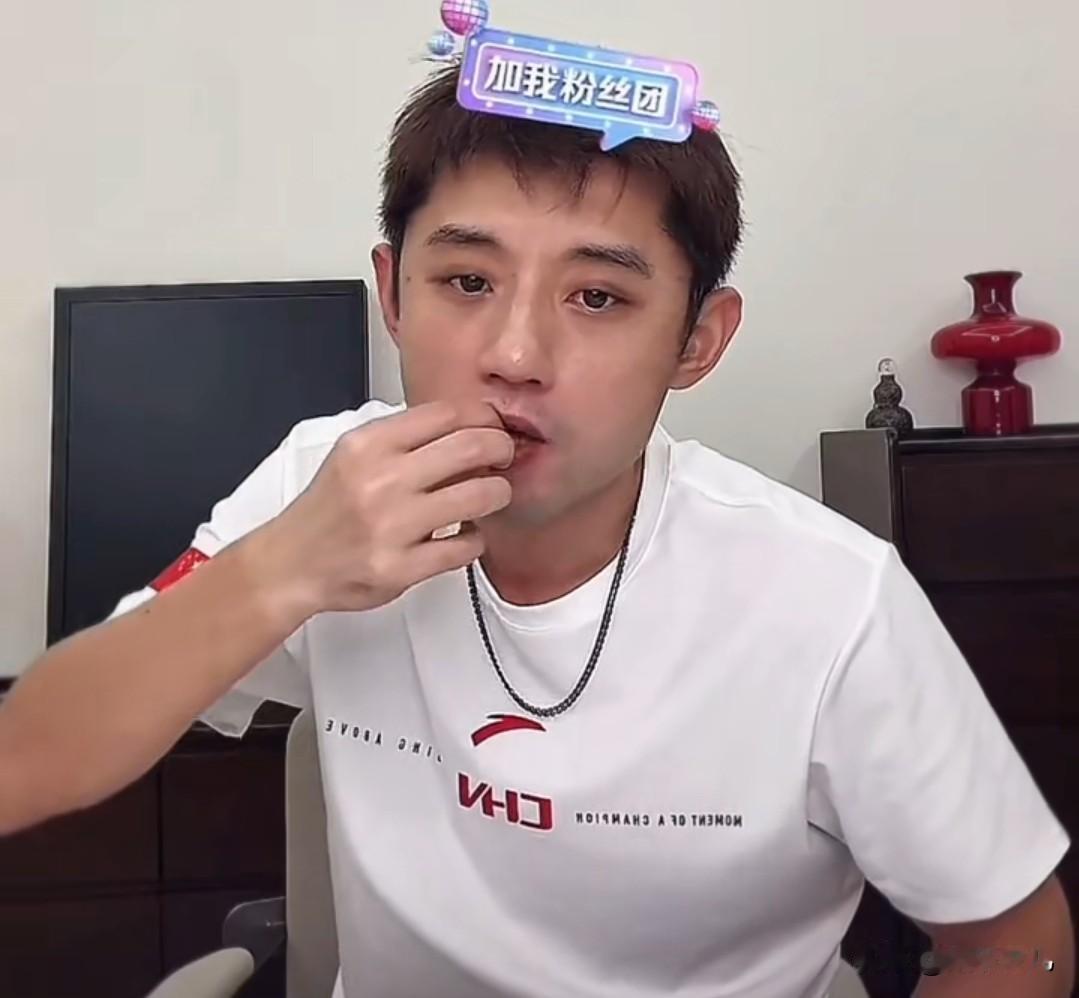 张继科流量爆火


张继科周四例行直播突遭“吃瓜大军”突袭！因孙宇晨起诉景甜30