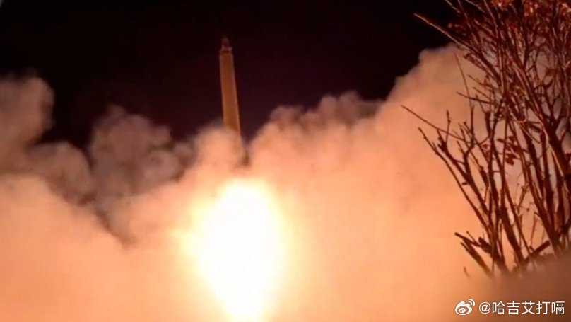 凤凰新闻【以色列称伊朗40分钟内向以发射4轮导弹】当地时间25日，据以色列方面消