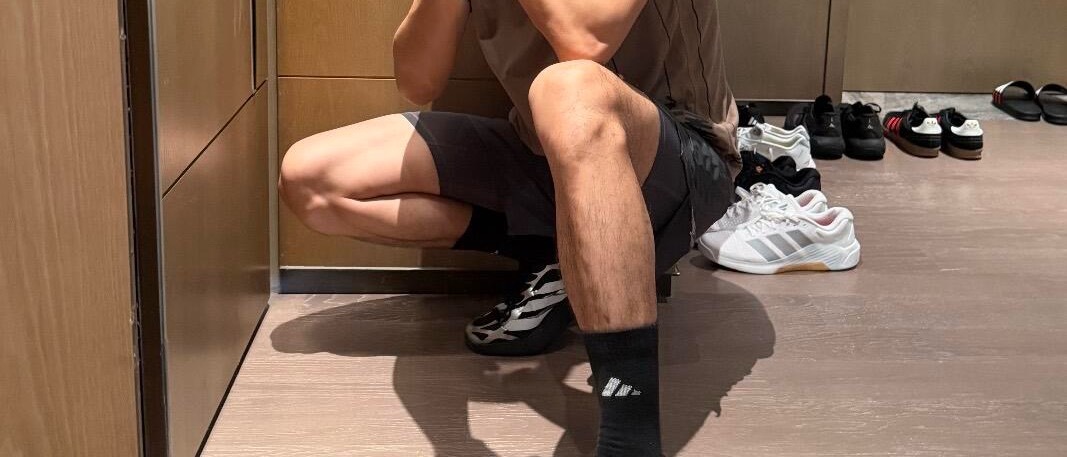 这位李先生这么多鞋子啊