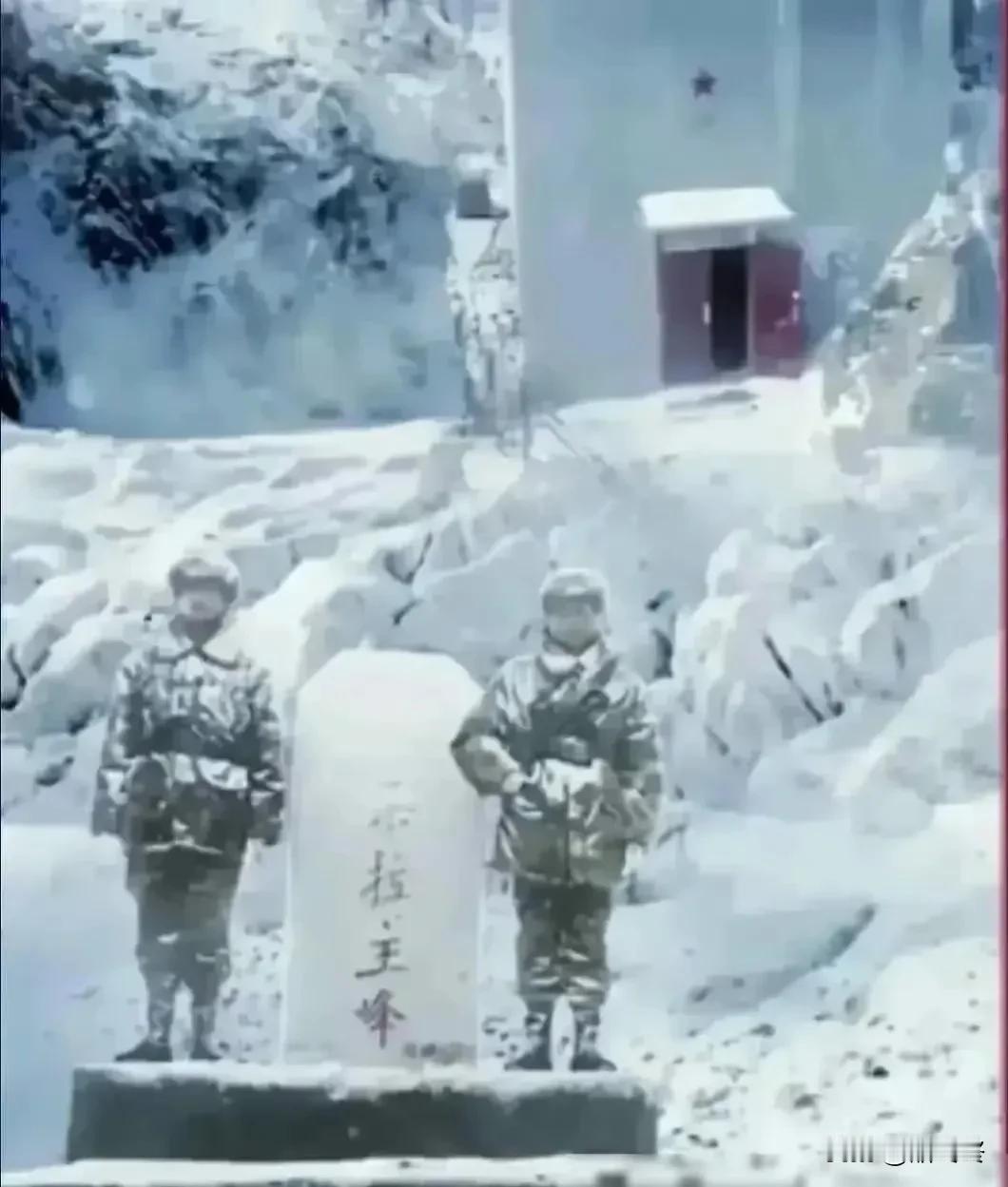 不赞网红不赞星，只赞人民子弟兵！
岁月静好，只不过他们在为我们负重前行！
致敬最