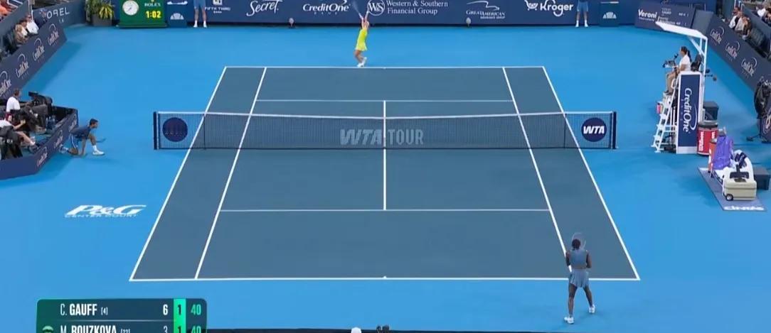 2026跟着网球环游世界
     WTA1000辛辛那提公开赛第四轮焦点战正在