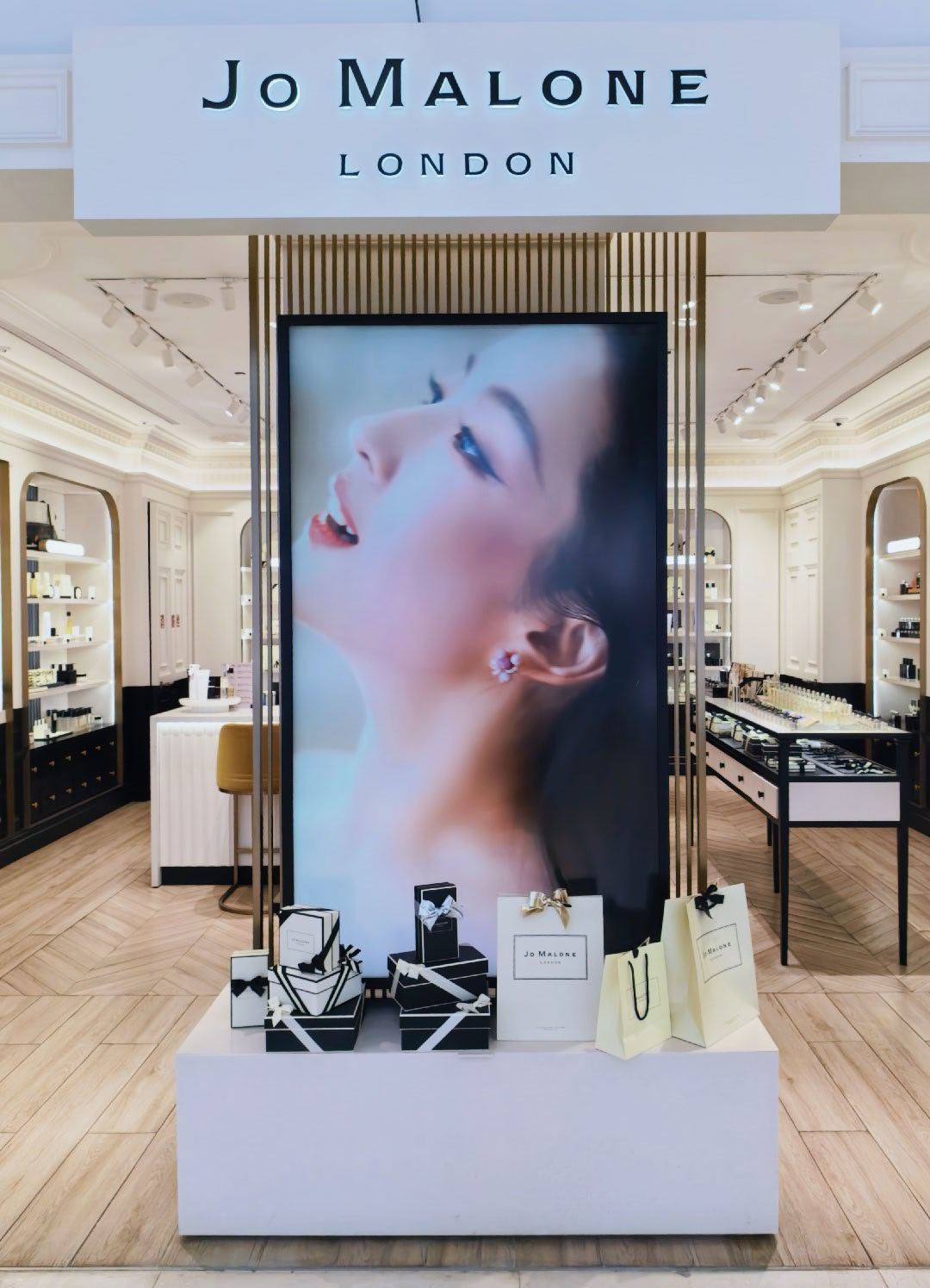 长沙五一广场商圈的刘亦菲浓度TOP刘亦菲 长沙·五一广场