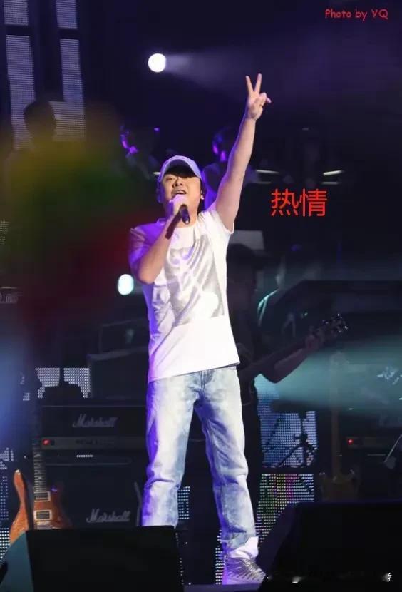 王金兰女士举报刀郎先生演唱的许多流行歌曲都是抄袭她自己的原创作品这一情况究竟是真