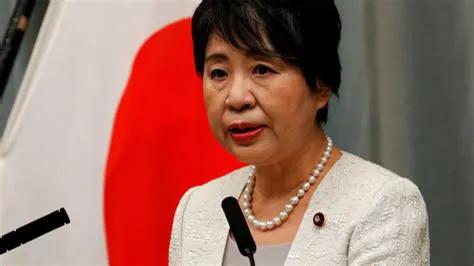 【日本欲强行撤除中国设置在钓鱼岛海域的浮标】
日本外务大臣上川阳子3月8日在记者