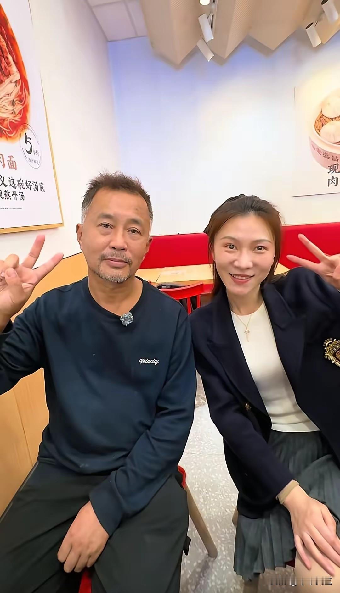 一个是阆苑仙葩
一个是美玉无瑕