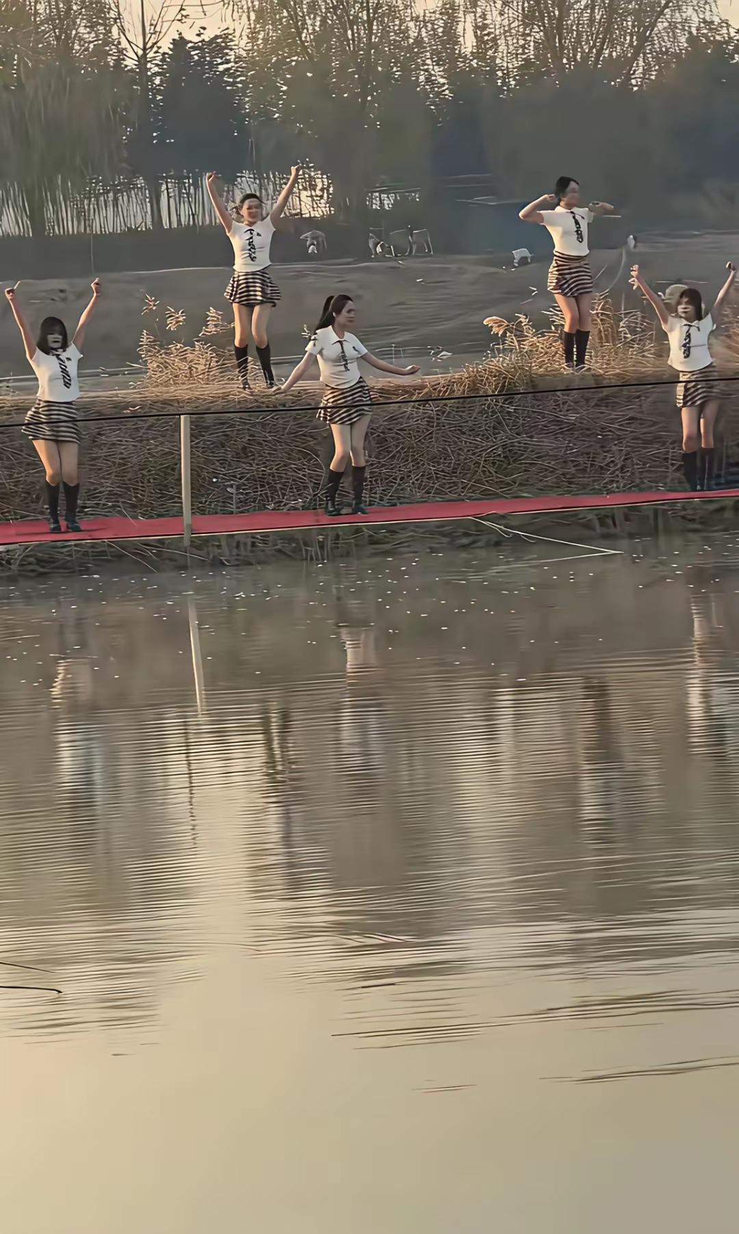 为了吸引八方来客，也为了满足兼顾各位钓鱼佬的爱好，农庄的老板也是绞尽脑汁才想出了