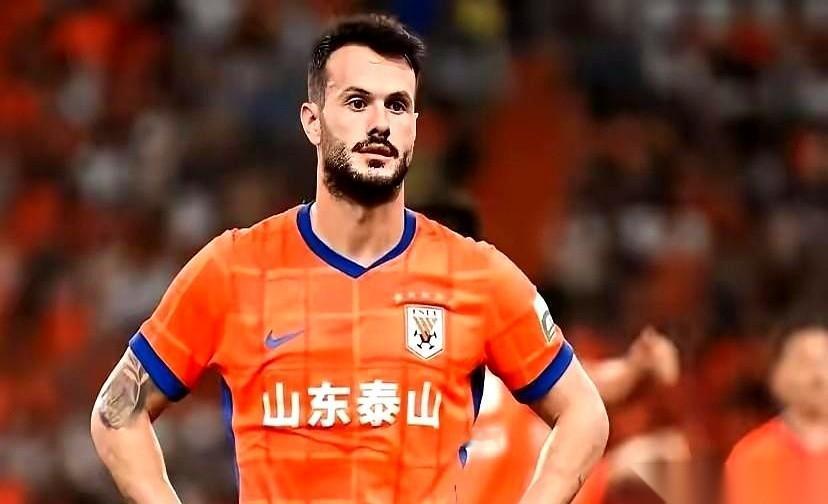 我看到有人说，人都走了，泰山不欠他。
嘿，这话说的，真带劲。职业，冷酷，绝对的“