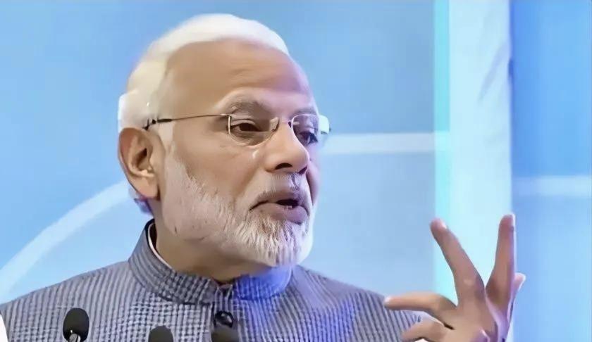 快讯！快讯！。
印度空军突然宣布了阵风战机完成入列并形成作战能力。
2019年2