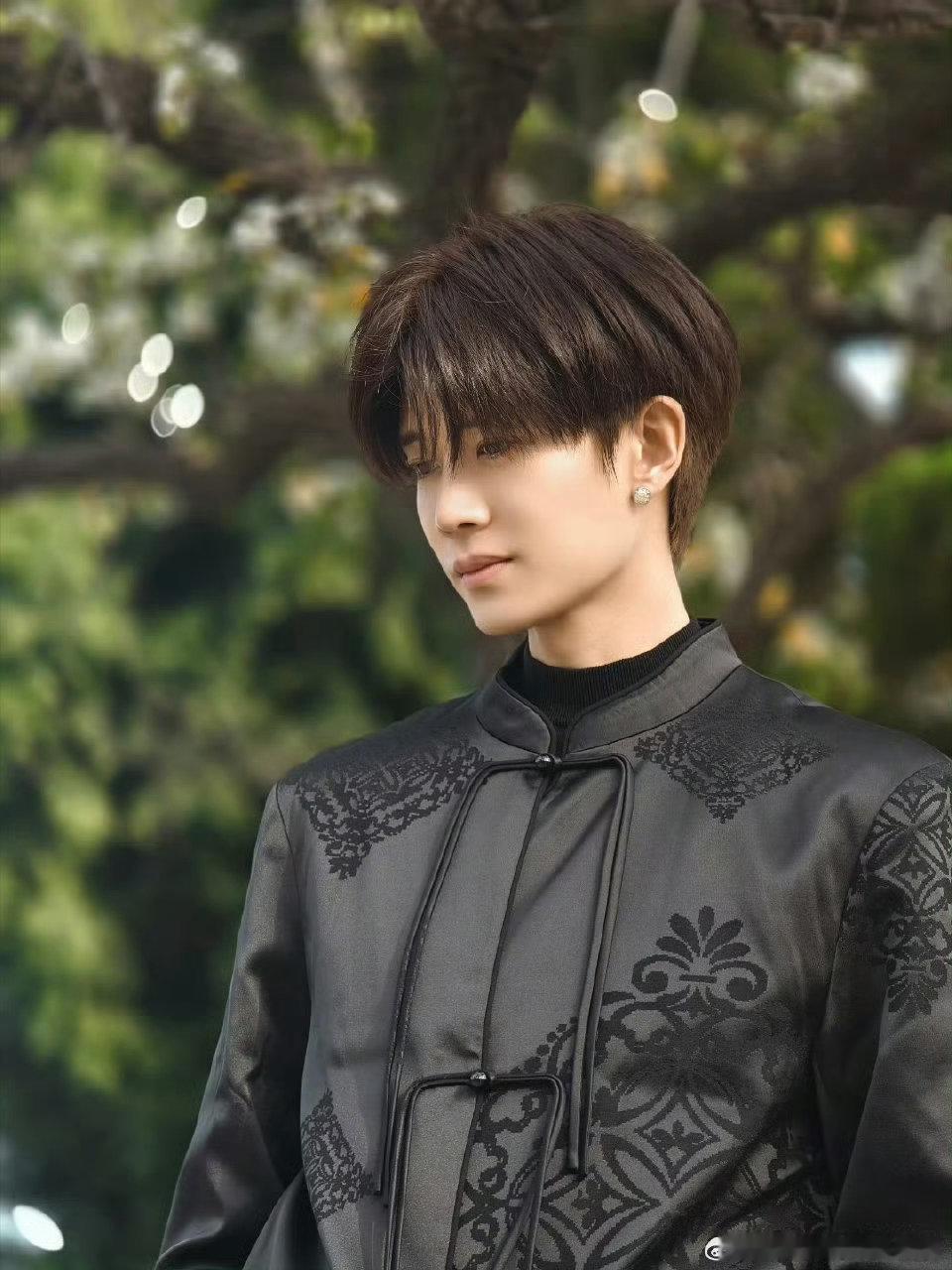 这么快迎来任嘉伦的新剧开机，3月7日，已经在日历上疯狂圈重点！ 