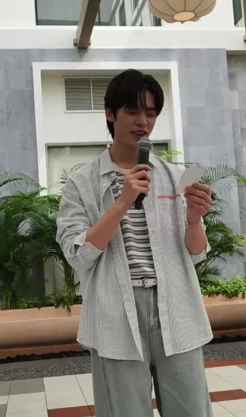 teeteepor超话 
原po主：
“起因就是我是 P'Por 的粉丝嘛，而且