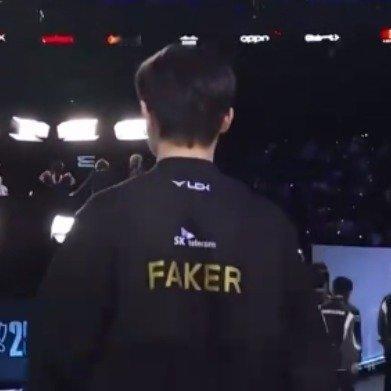 Faker当选电竞第一人，Faker在“殿堂之巅”公布的全球体育项目历史第一人，