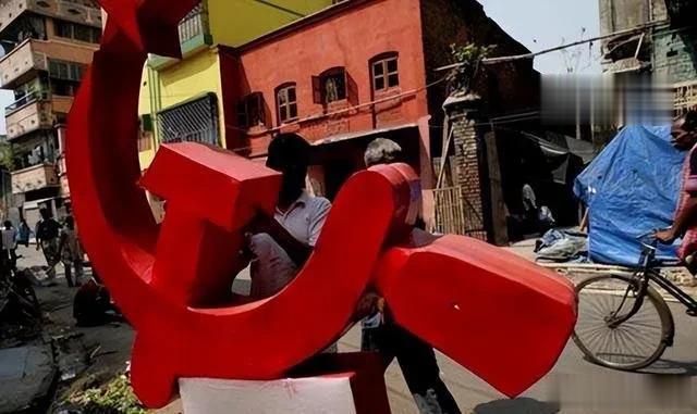最不“印度”的地方邦，印度共产党执政的喀拉拉邦。印度的喀拉拉邦却是个例外，这里不