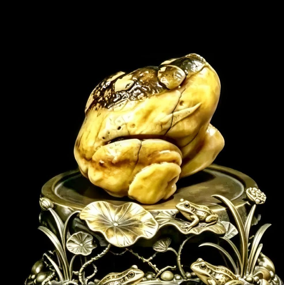 三足金蟾
