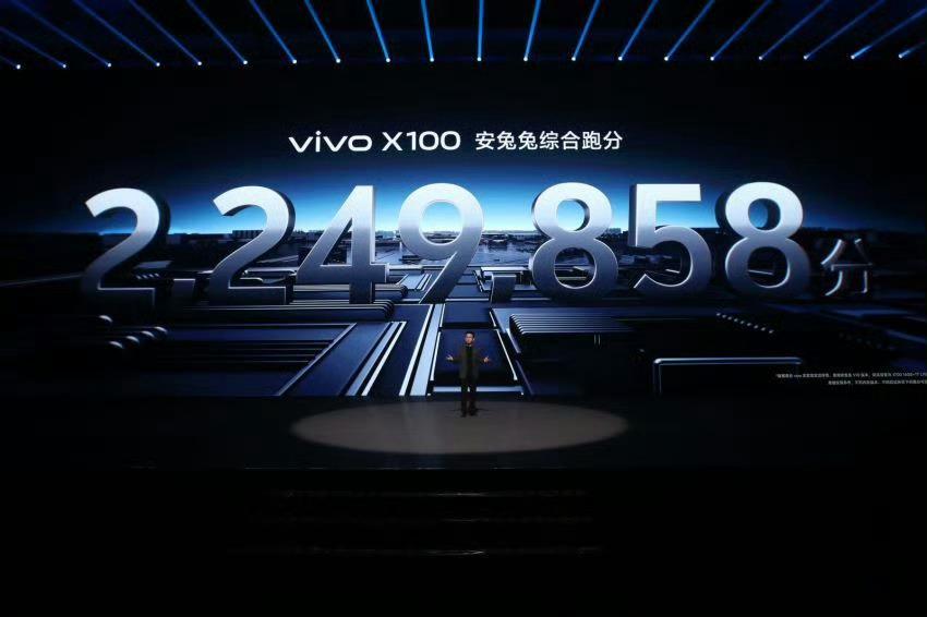 #天玑9300调校还得看蓝厂# 老话说的好啊，天玑调校还得看蓝厂！这次vivo全
