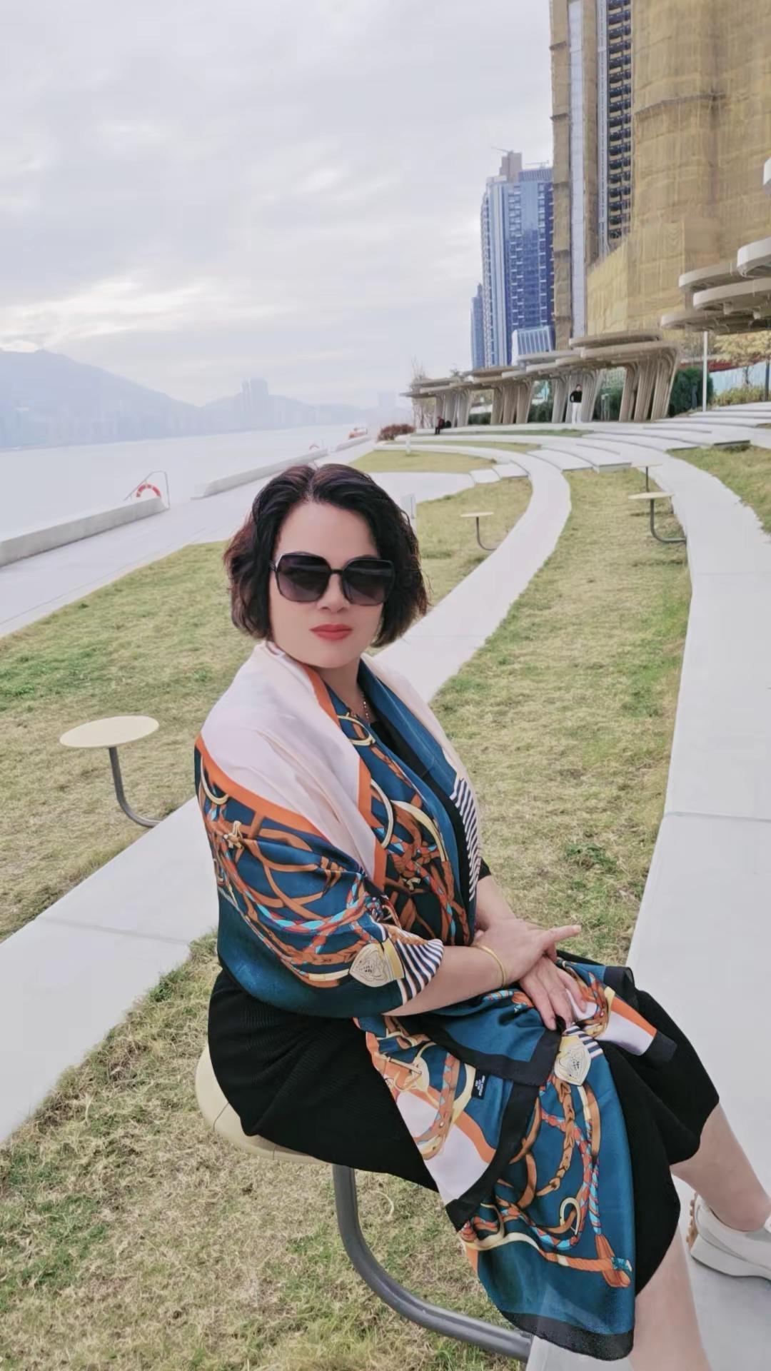 我的周末时光，听着经典老歌就是舒服！