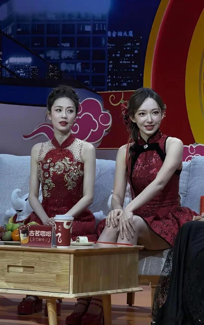 这才是女明星真正的大腿，原生态、无美颜、无拉直 