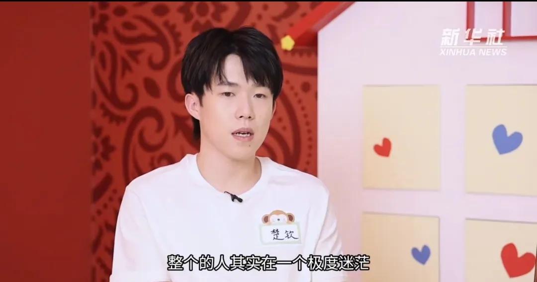 奥运八强出局，他差点退役。

连输三局那天，大头把拍子塞进柜子，整整两周没碰球。