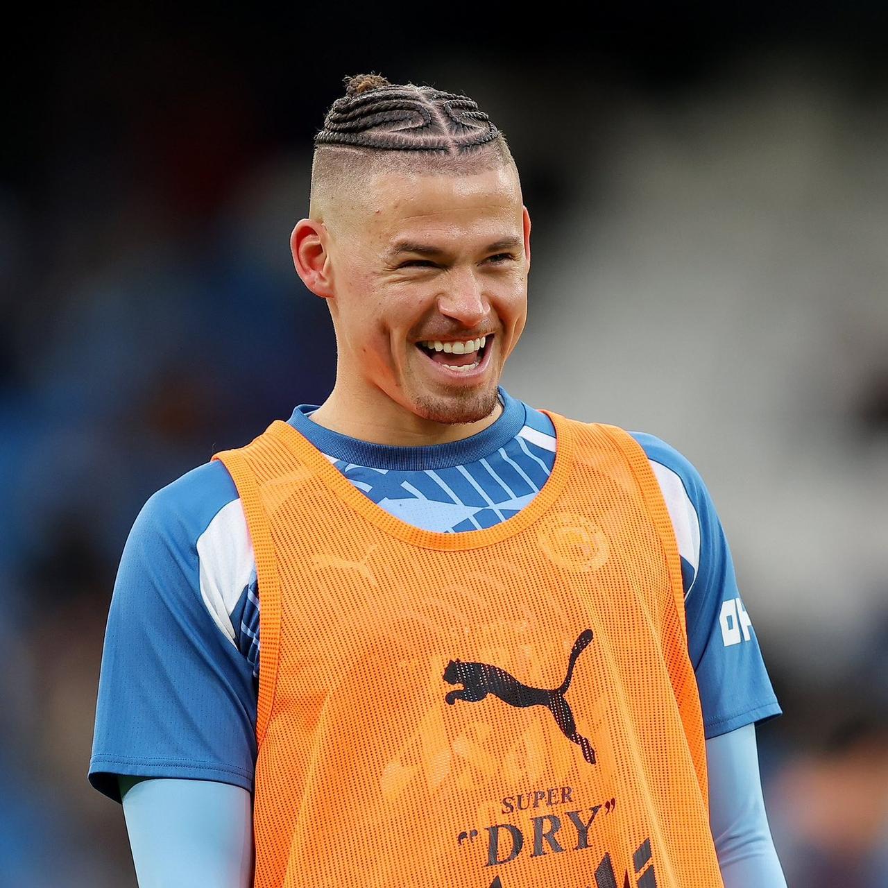 【心理医生贝尔萨】卡尔文-菲利普斯：“曼城对阵莱斯特城那场比赛，我替补登场踢了大