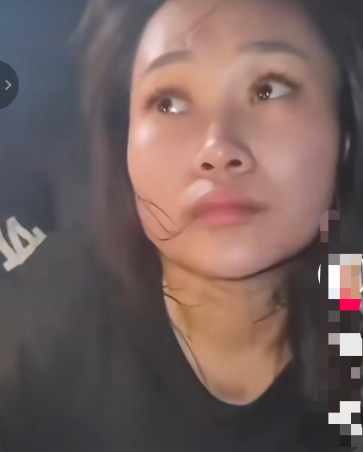 原来这位东南亚大嫂是千里迢迢来救丈夫，落网后，当记者戏谑地摸了摸她的脸，旁边丈夫