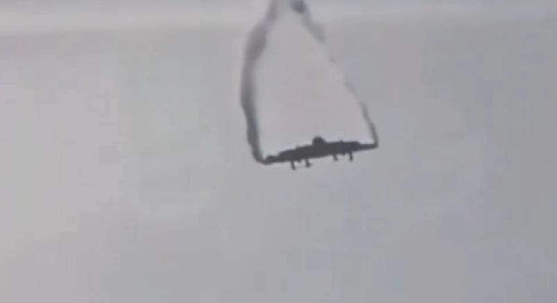 土耳其国防部证实，一架土军C - 130运输机在阿塞拜疆和格鲁吉亚边境坠毁，三国