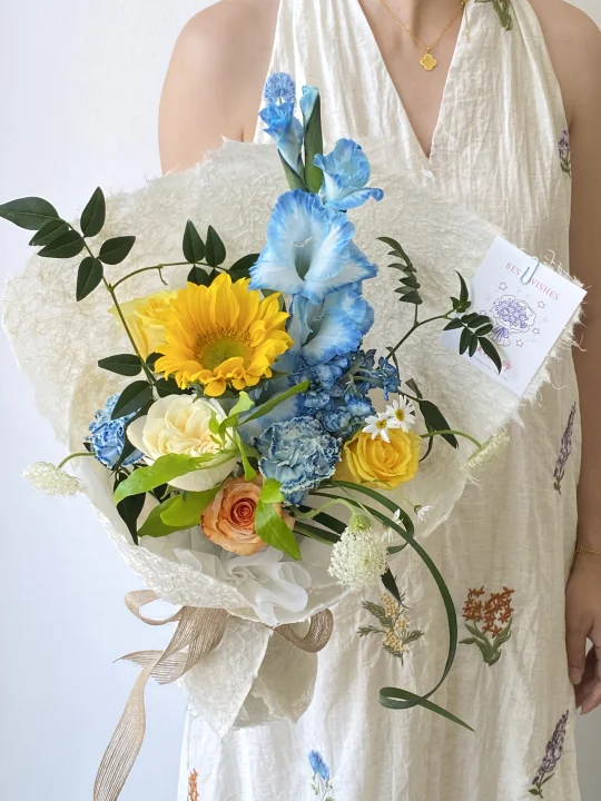 教师节花束 一朝沐杏雨 十年念师恩