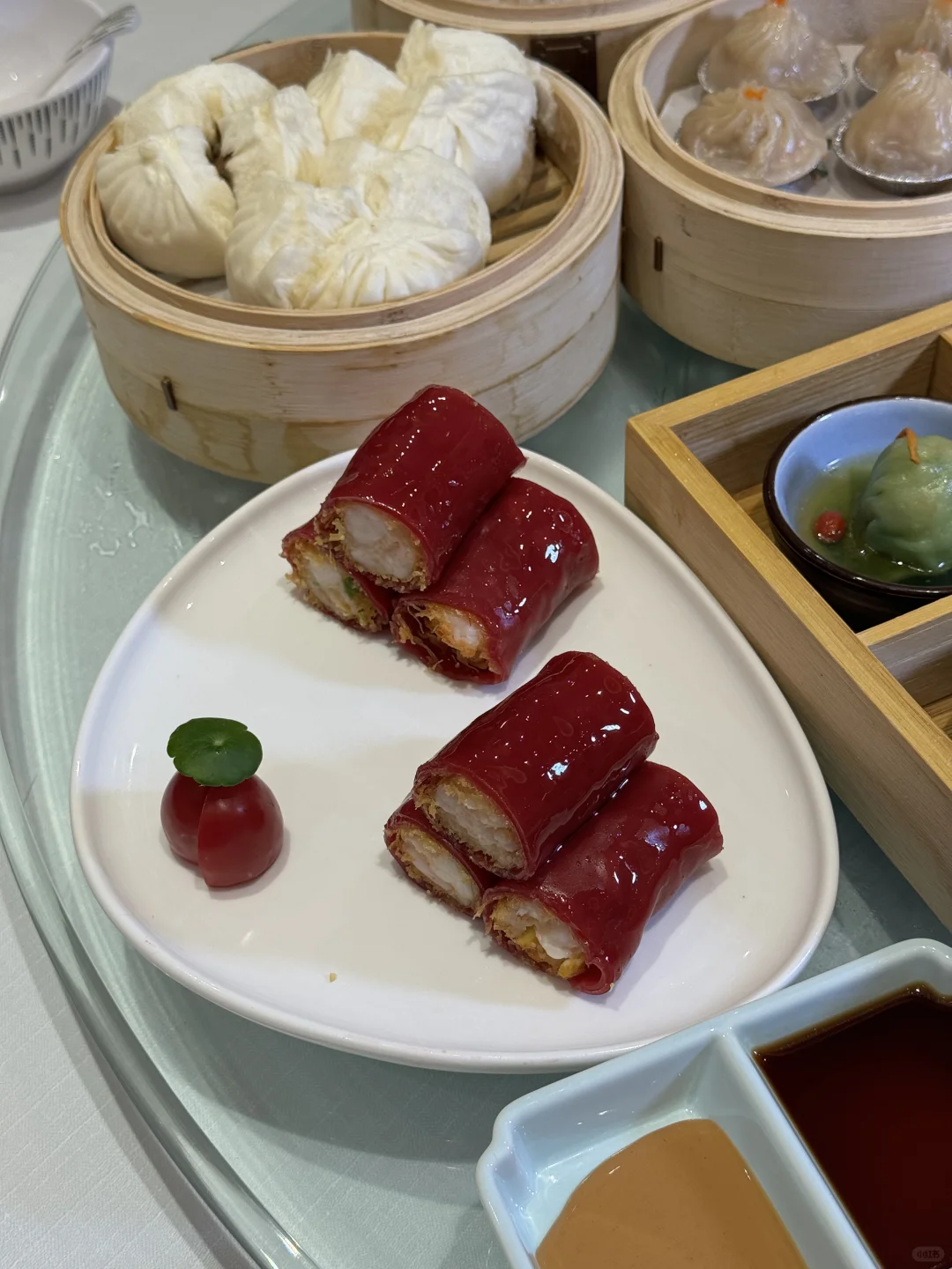 谁能拒绝这一大桌的广点诱惑呢！
