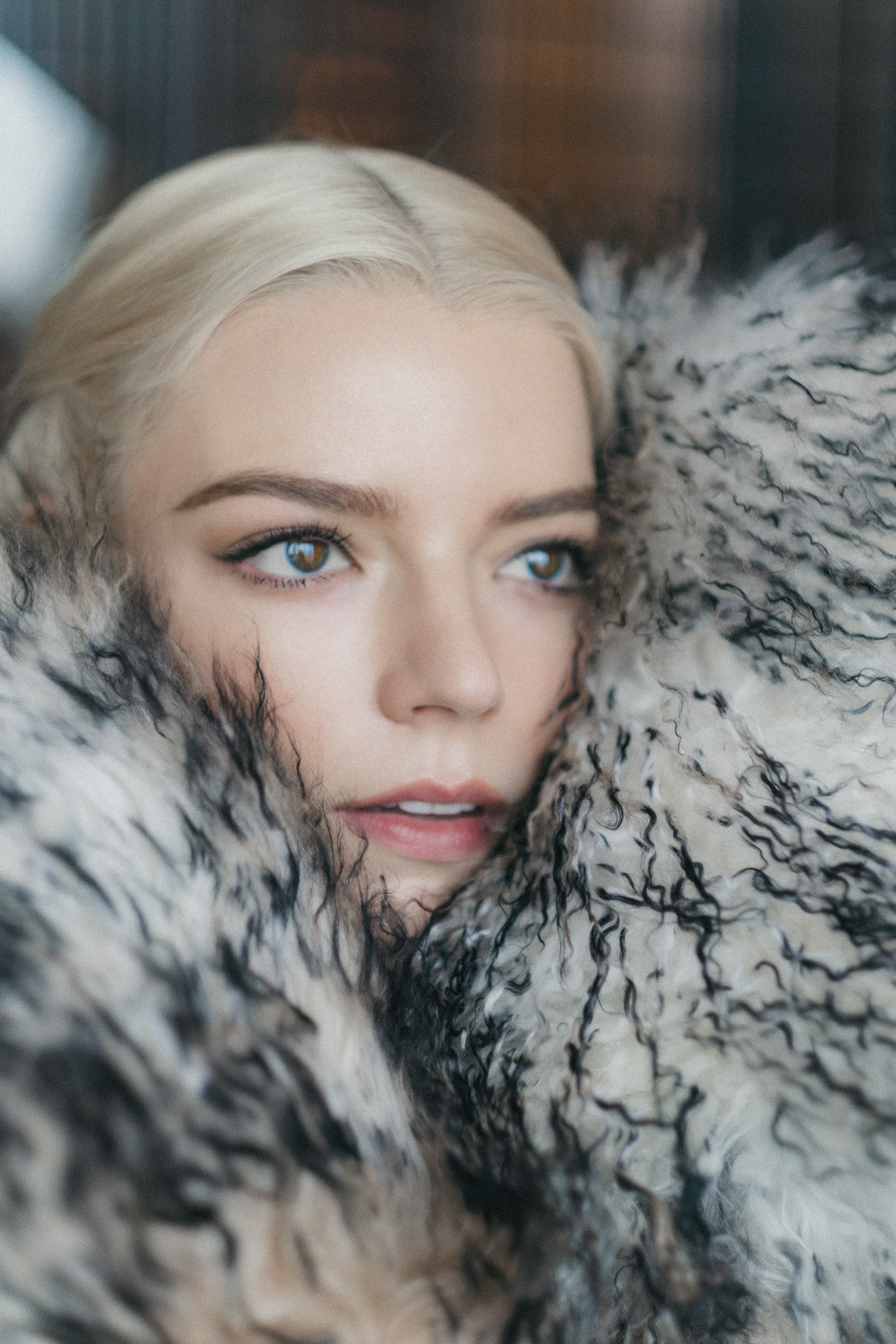 Anya Taylor-Joy最新巴黎时装周超美新写真！！！