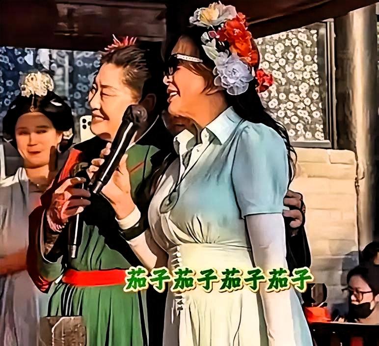 都在骂刘晓庆耍大牌，我倒觉得，那是她这辈子演得最好的一出戏。

你琢磨琢磨，她是