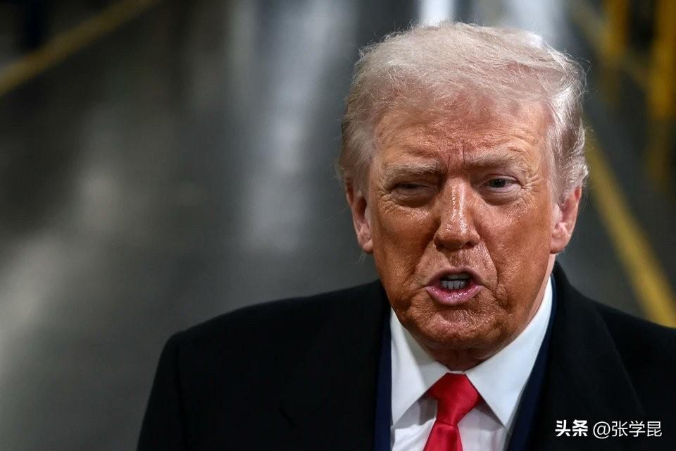 特朗普今天发文说：“应伊朗政府请求，特此声明：我将暂停摧毁能源设施的行动，期限延