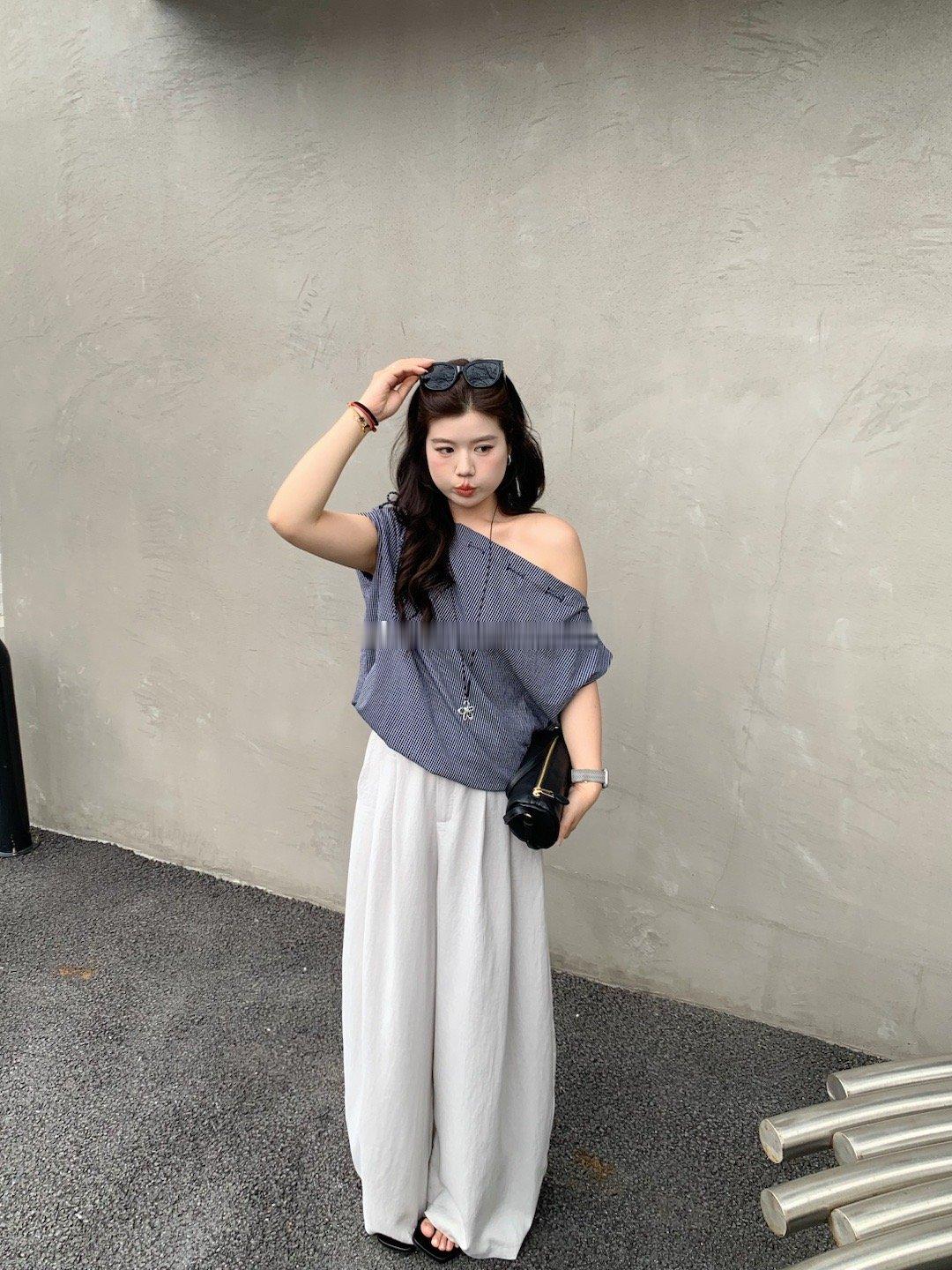 夏日清爽随性感的穿搭人见人爱🩵 . 谁穿谁好看Mimizi for U 🍑链