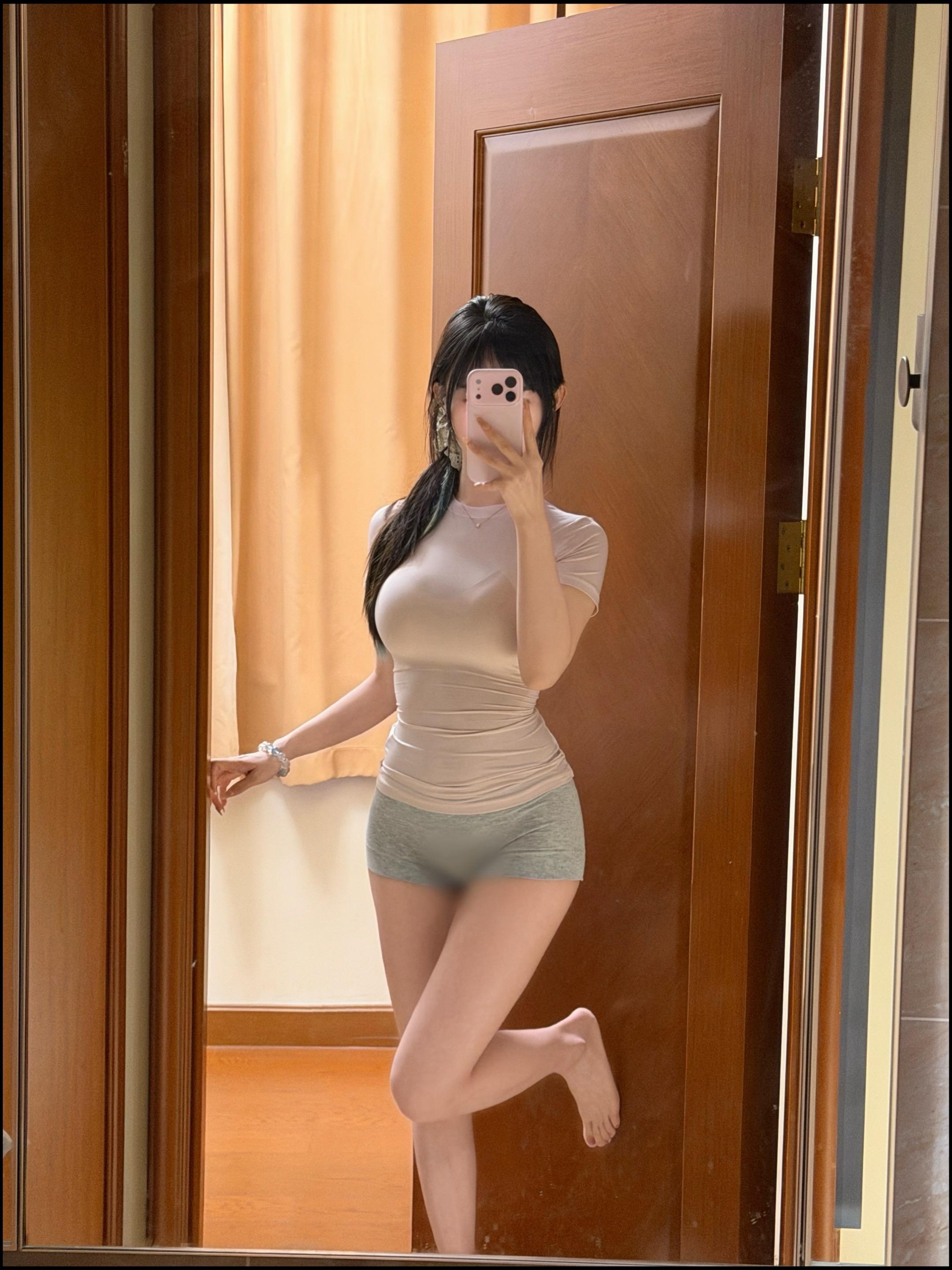 身材到位 衣服点缀