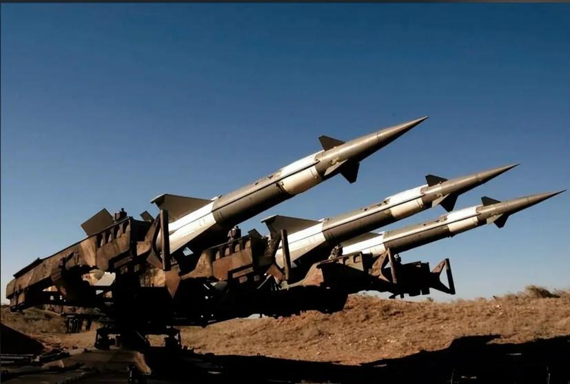 小策今天扒了一堆国际热点真相，越看越心惊，原来美国的嚣张背后全是心虚，中俄的底气