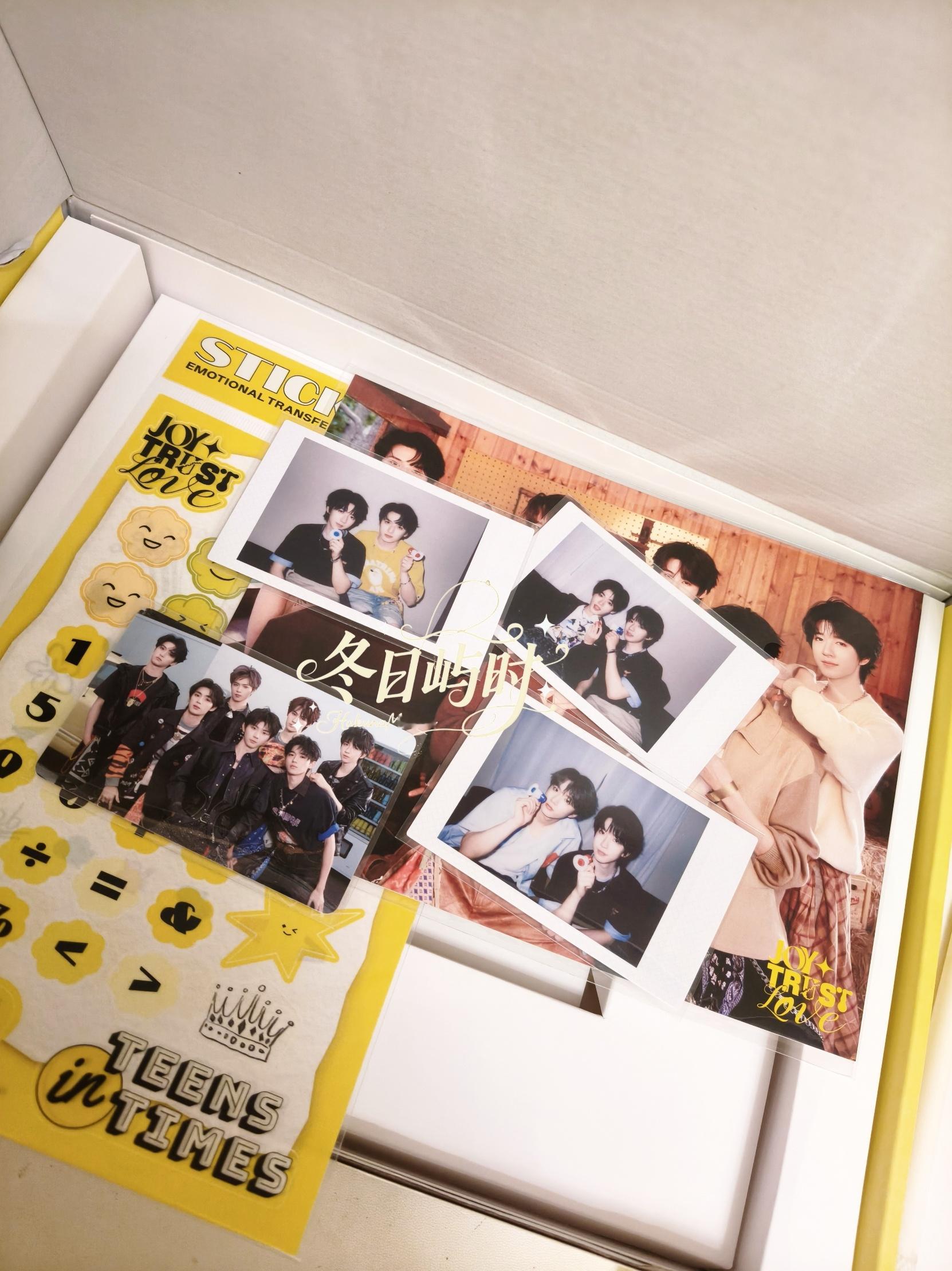 时代少年团周边中转站 出台历47和37双人卡 18包 